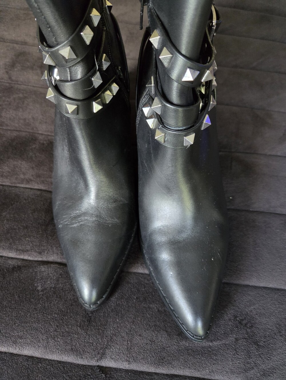 Steve Madden Cala Black Leather Pointed Moto Boots with Studded Straps - Picture 3 of 6